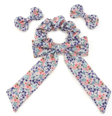 Niñas encantadoras Bowkont clips para el cabello y Scrunchies hechos a medida con impresiones vibrantes